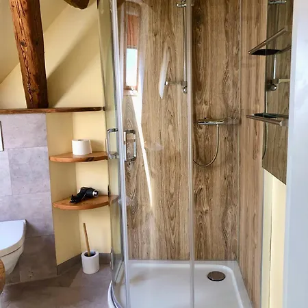 Schwalbenwohnung * Gommern