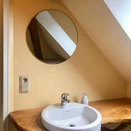 Schwalbenwohnung * Gommern